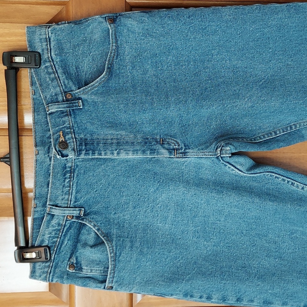 Wrangler Straight Leg Light Blue Stretch Denim Jeans, Size 34X30, Like New - Picture 2 of 9